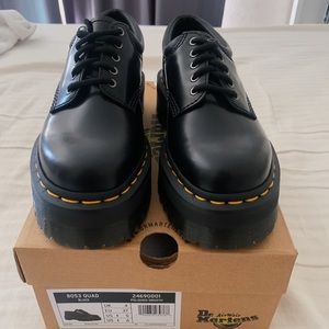 🪐 SOLD 🪐 DR MARTENS 8053 QUAD